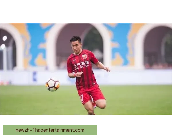 中国男足青岛主场凭拜合拉木张玉宁进球力克印尼迎来18强赛首胜